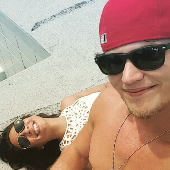 Meet your Posher, Melanie - Picture 4 of 8